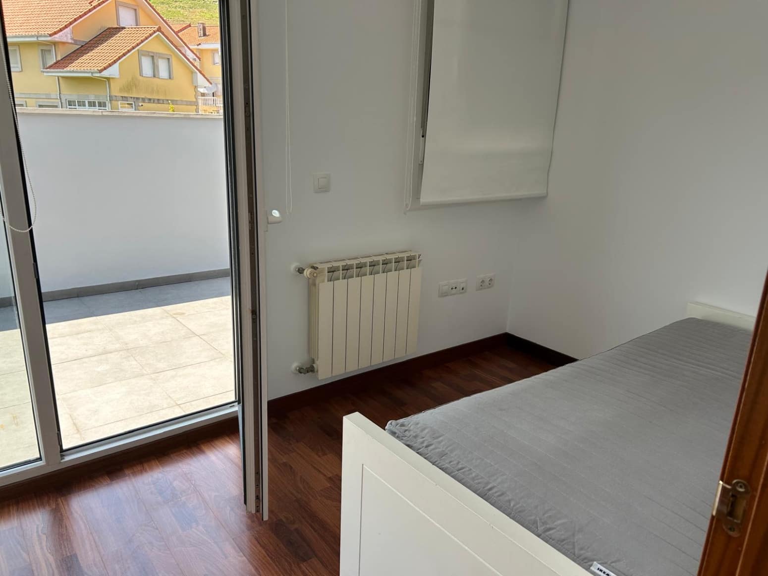 2 makuuhuone Asunto vuokrattavana paikassa Mogro mukana 
autotalli - 1 000 € (Ref: 9976870)