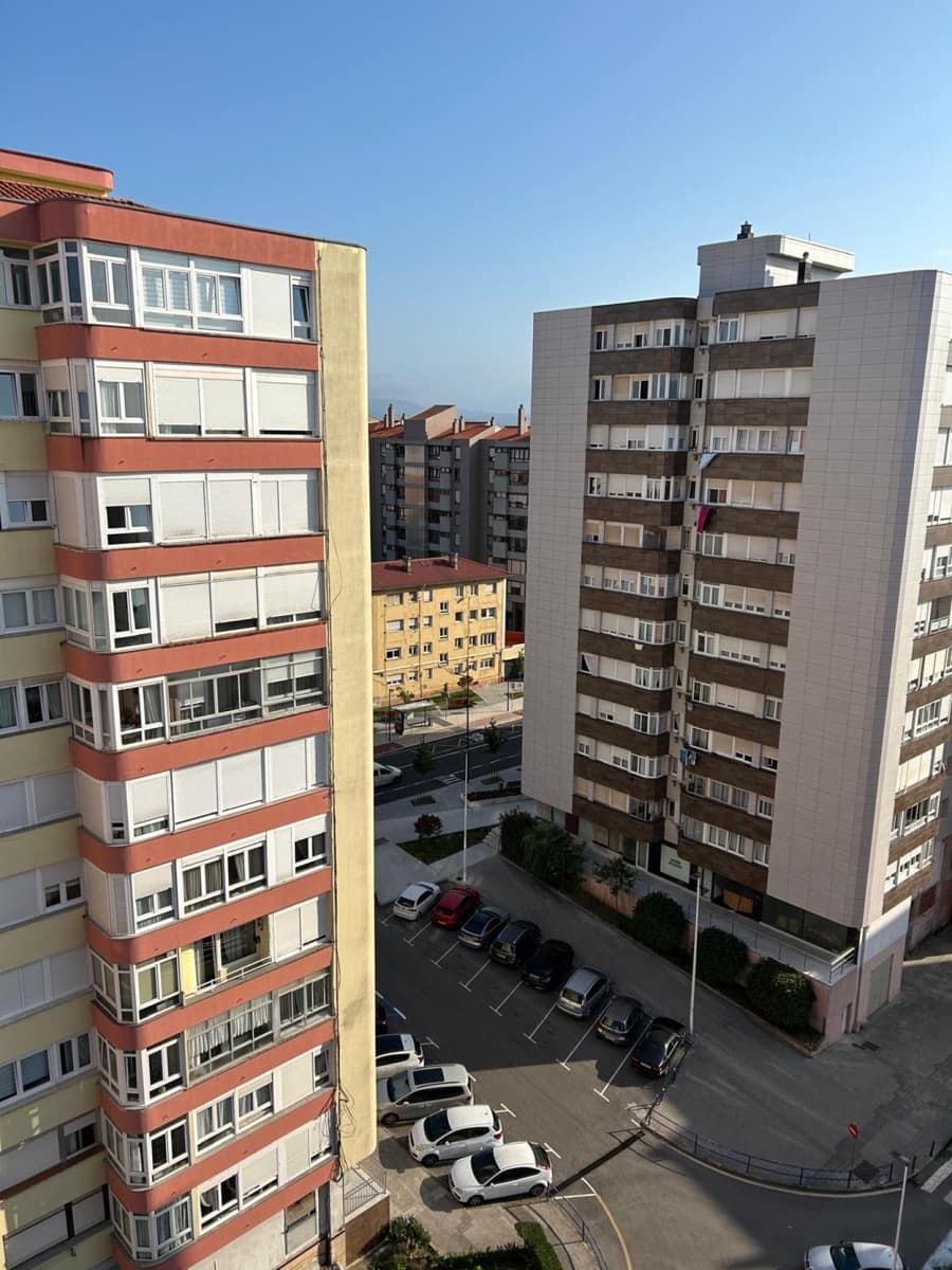3 makuuhuone Asunto vuokrattavana paikassa Santander - 1 100 € (Ref: 9976871)