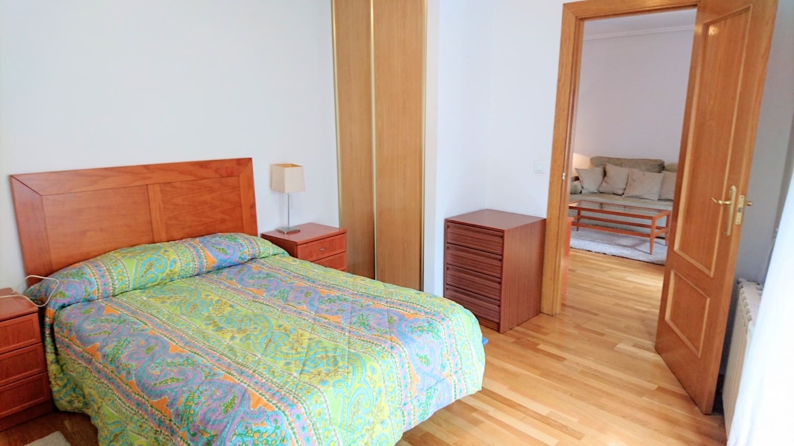 2 sypialnia Mieszkanie do wynajęcia w Santander - 800 € (Ref: 9994841)