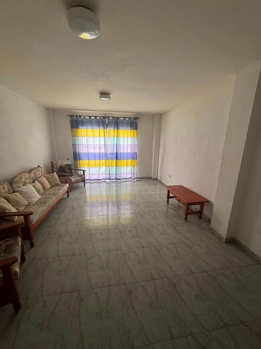 3 bedroom Apartment for rent in Icod de los Vinos with garage - € 750 (Ref: 10021261)