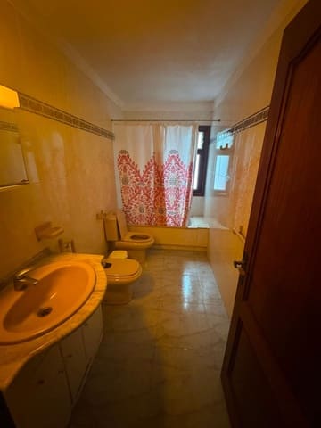 3 bedroom Apartment for rent in Icod de los Vinos with garage - € 750 (Ref: 10021261)