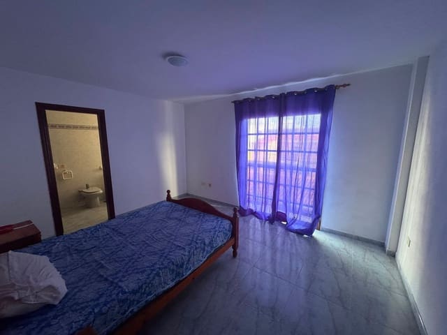3 bedroom Apartment for rent in Icod de los Vinos with garage - € 750 (Ref: 10021261)