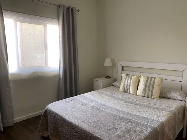 2 sovrum Lägenhet till salu i San Cristóbal de La Laguna med garage - 250 000 € (Ref: 10021271)