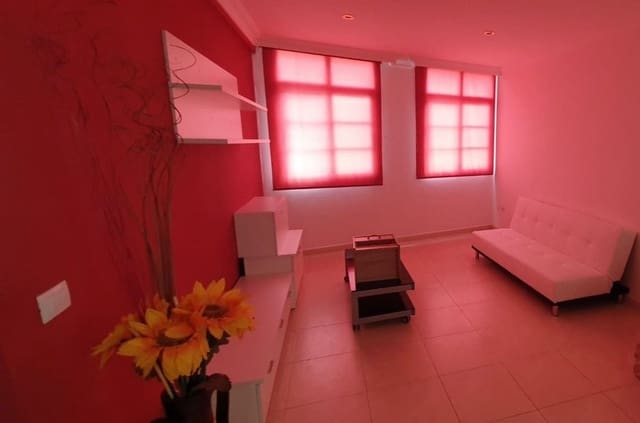Apartamento de 3 habitaciones en Santa Cruz de Tenerife en venta con garaje - 175.000 € (Ref: 10021276)