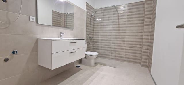 2 sypialnia Apartament na sprzedaż w Salamanca, Santa Cruz de Tenerife z garażem - 250 000 € (Ref: 10021277)