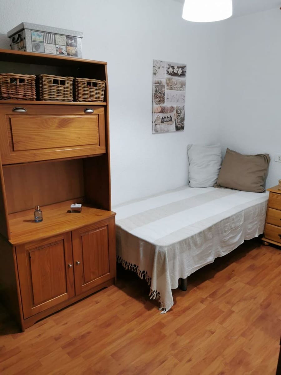 4 quarto Casa em Banda para venda em Icod de los Vinos com garagem - 200 000 € (Ref: 10021278)