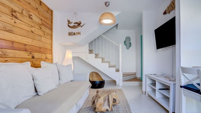 2 quarto Apartamento para venda em Corralejo, La Oliva com garagem - 270 000 € (Ref: 10021283)