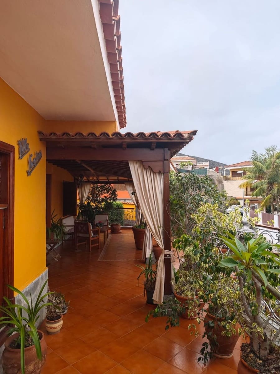 4 Zimmer Villa zu verkaufen in Icod de los Vinos mit Garage - 490.000 € (Ref: 10021286)