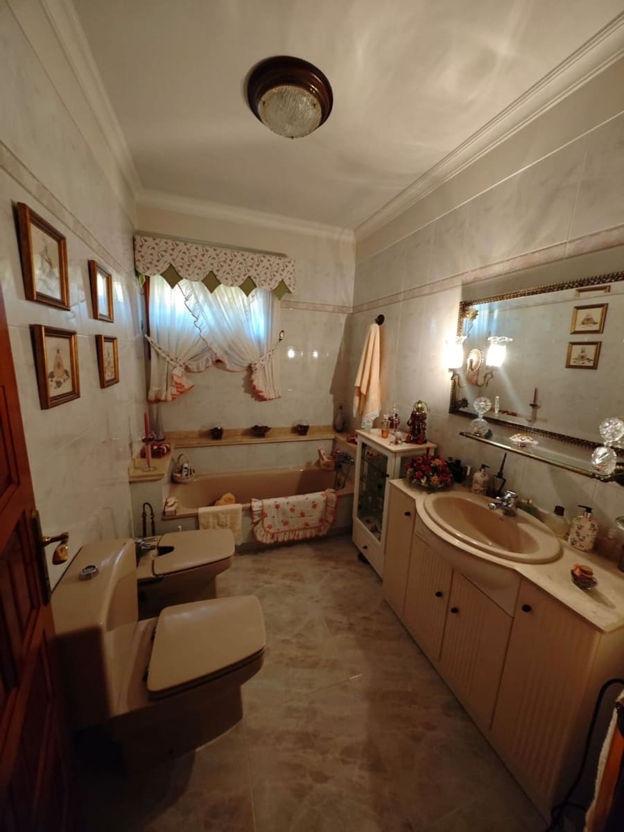 4 Zimmer Villa zu verkaufen in Icod de los Vinos mit Garage - 490.000 € (Ref: 10021286)