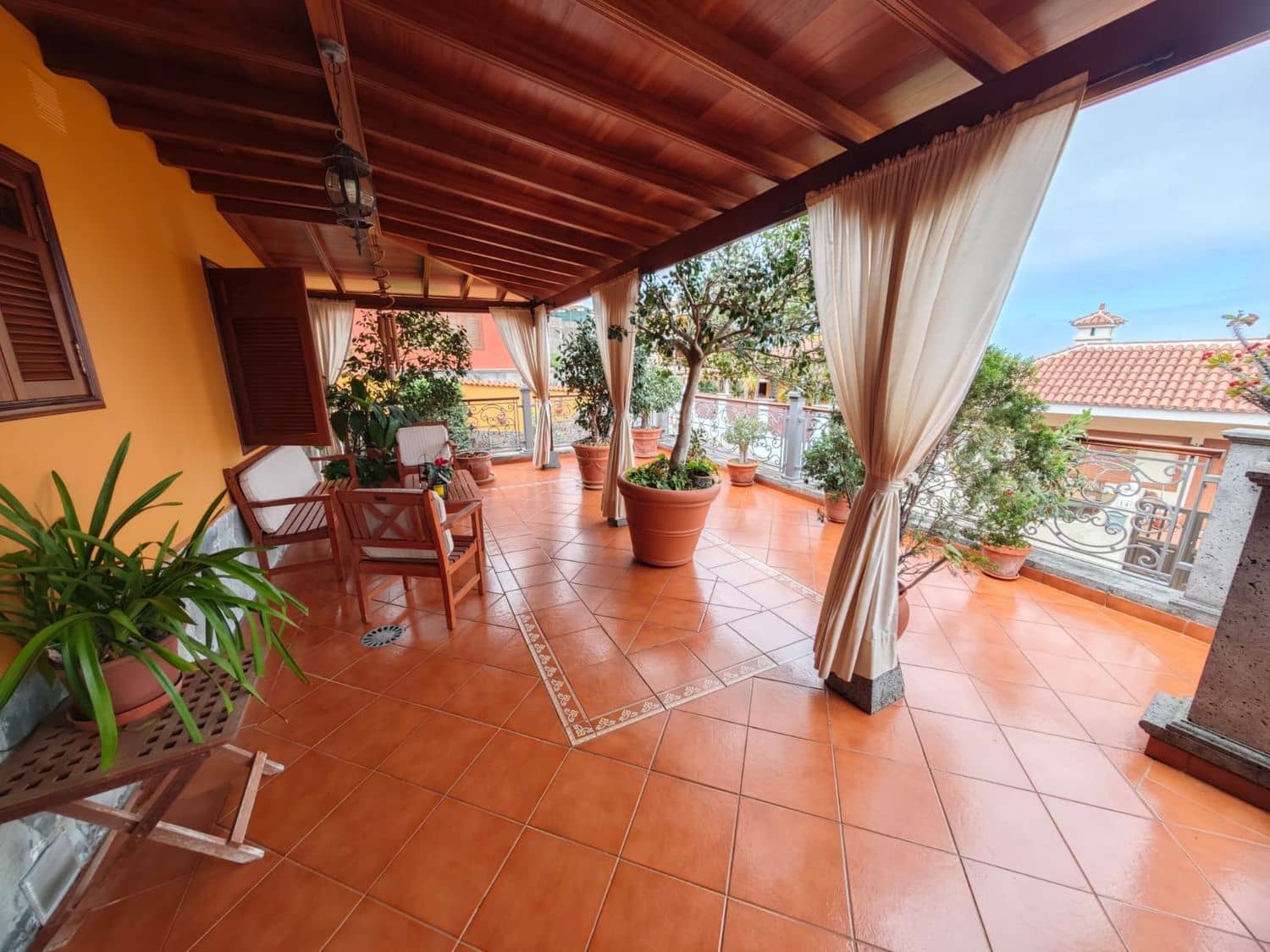 4 Zimmer Villa zu verkaufen in Icod de los Vinos mit Garage - 490.000 € (Ref: 10021286)