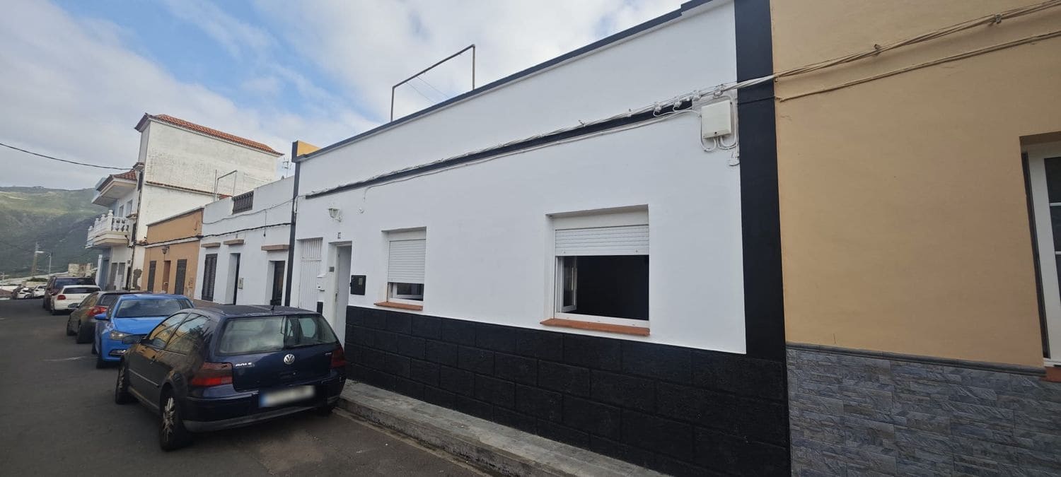 3 Zimmer Haus zu verkaufen in Los Silos mit Garage - 215.000 € (Ref: 10021288)