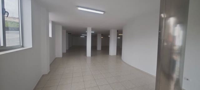 Local Comercial en Icod de los Vinos en alquiler - 900 € (Ref: 10021289)