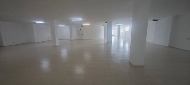 Local Comercial en Icod de los Vinos en alquiler - 900 € (Ref: 10021289)