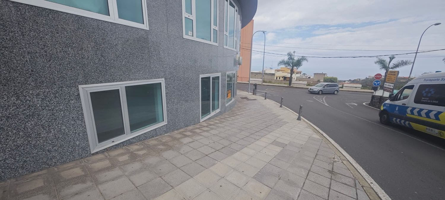 Local Comercial en Icod de los Vinos en alquiler - 900 € (Ref: 10021289)