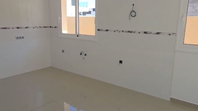 5 bedroom Villa for sale in Garachico with garage - € 764,999 (Ref: 10021291)