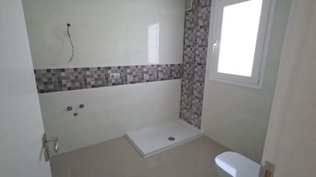 5 bedroom Villa for sale in Garachico with garage - € 764,999 (Ref: 10021291)
