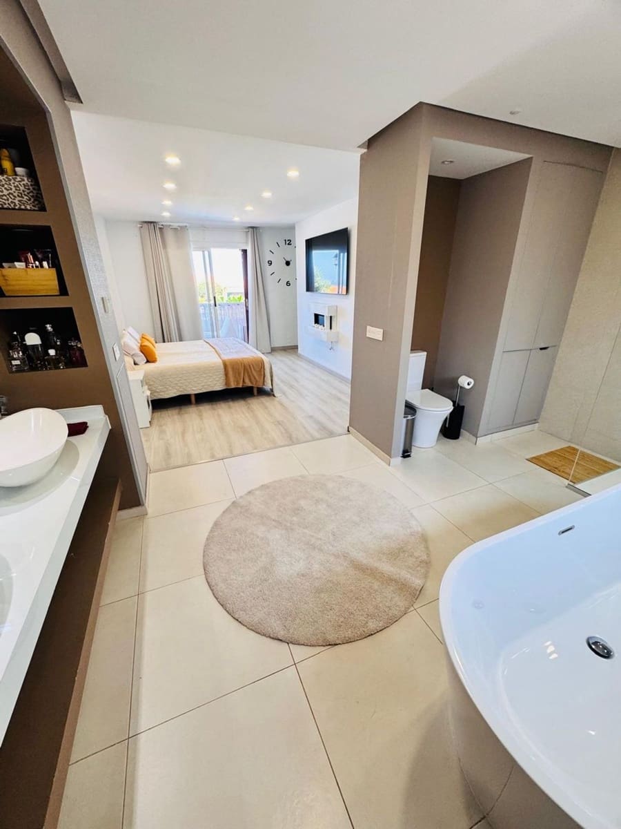 3 quarto Moradia para venda em La Orotava com piscina garagem - 790 000 € (Ref: 10021296)