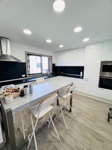 3 quarto Moradia para venda em La Orotava com piscina garagem - 790 000 € (Ref: 10021296)