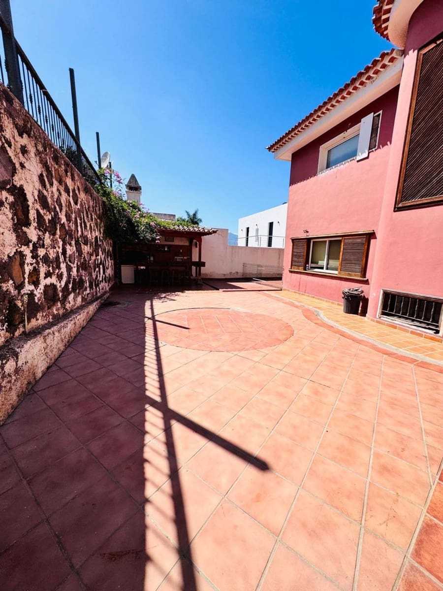 3 quarto Moradia para venda em La Orotava com piscina garagem - 790 000 € (Ref: 10021296)