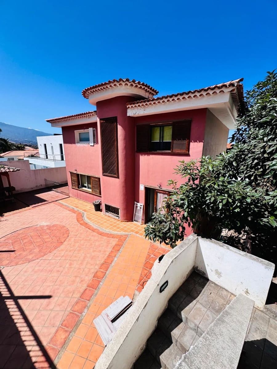 3 quarto Moradia para venda em La Orotava com piscina garagem - 790 000 € (Ref: 10021296)
