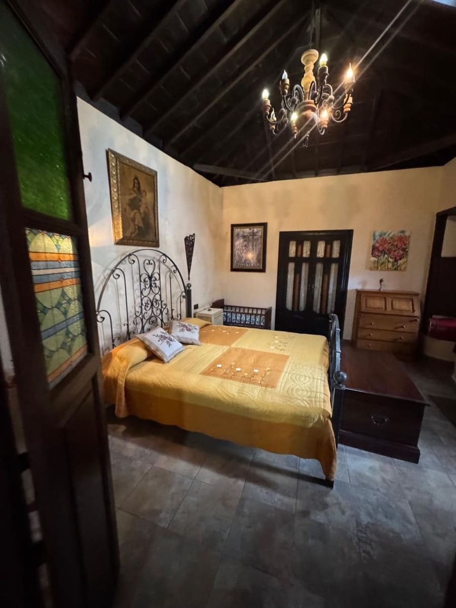 3 sovrum Villa till salu i Los Realejos med garage - 330 000 € (Ref: 10021297)