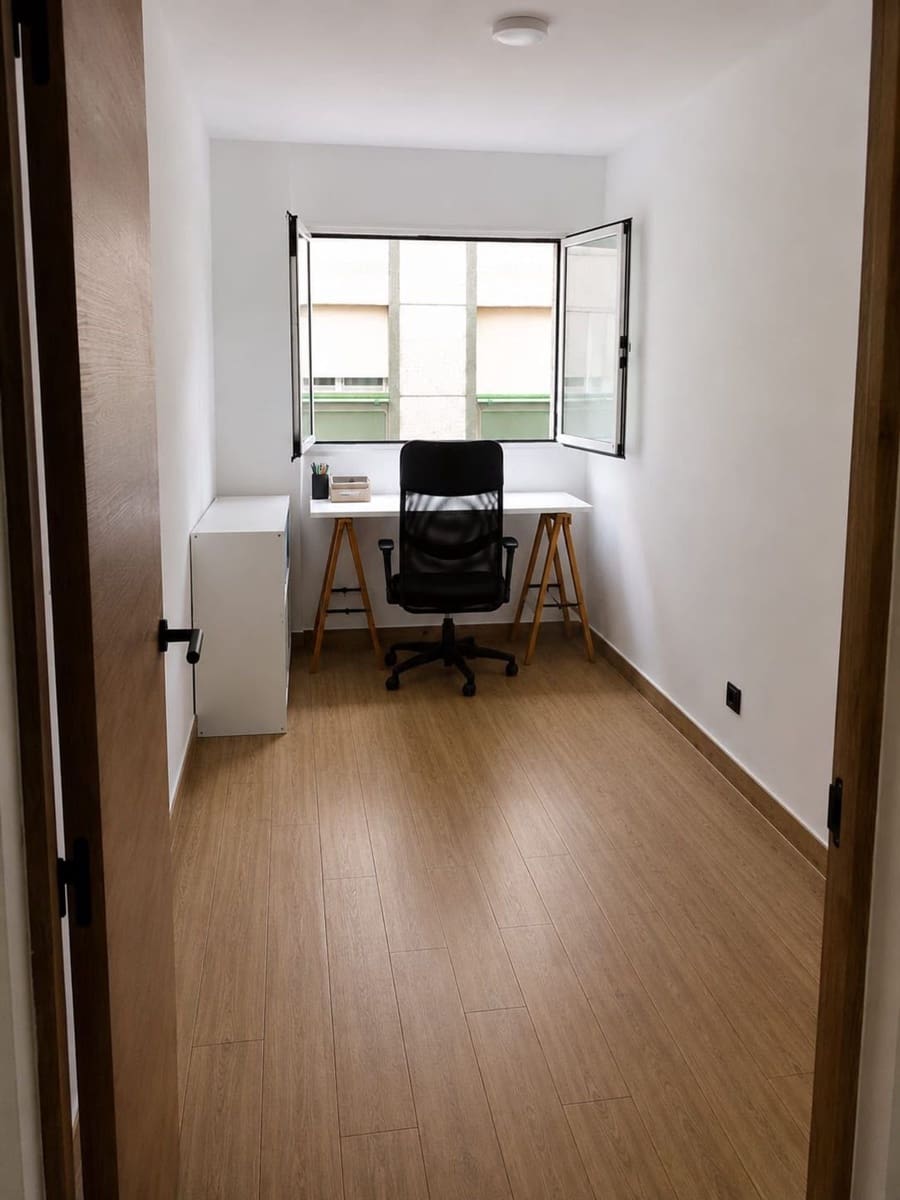 3 slaapkamer Appartement te koop in Anaza met garage - € 230.000 (Ref: 10029994)