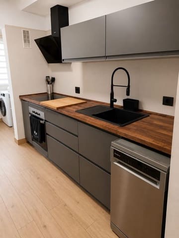 3 soveværelse Lejlighed til salg i Añaza, Santa Cruz de Tenerife med garage - € 230.000 (Ref: 10029994)