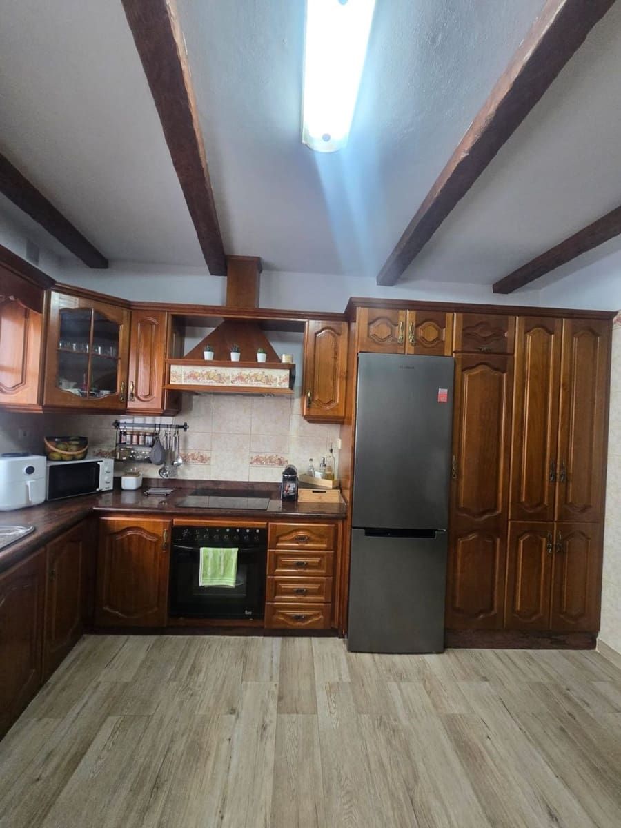1 bedroom Villa for rent in Los Silos with garage - € 800 (Ref: 10044439)