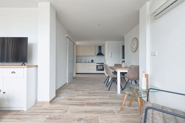 Apartamento de 2 habitaciones en Benidorm en alquiler con piscina garaje - 1.050 € (Ref: 10007801)