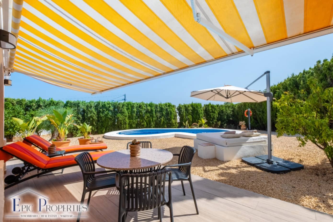 3 slaapkamer Villa te koop in La Nucia met zwembad garage - € 849.000 (Ref: 10014741)