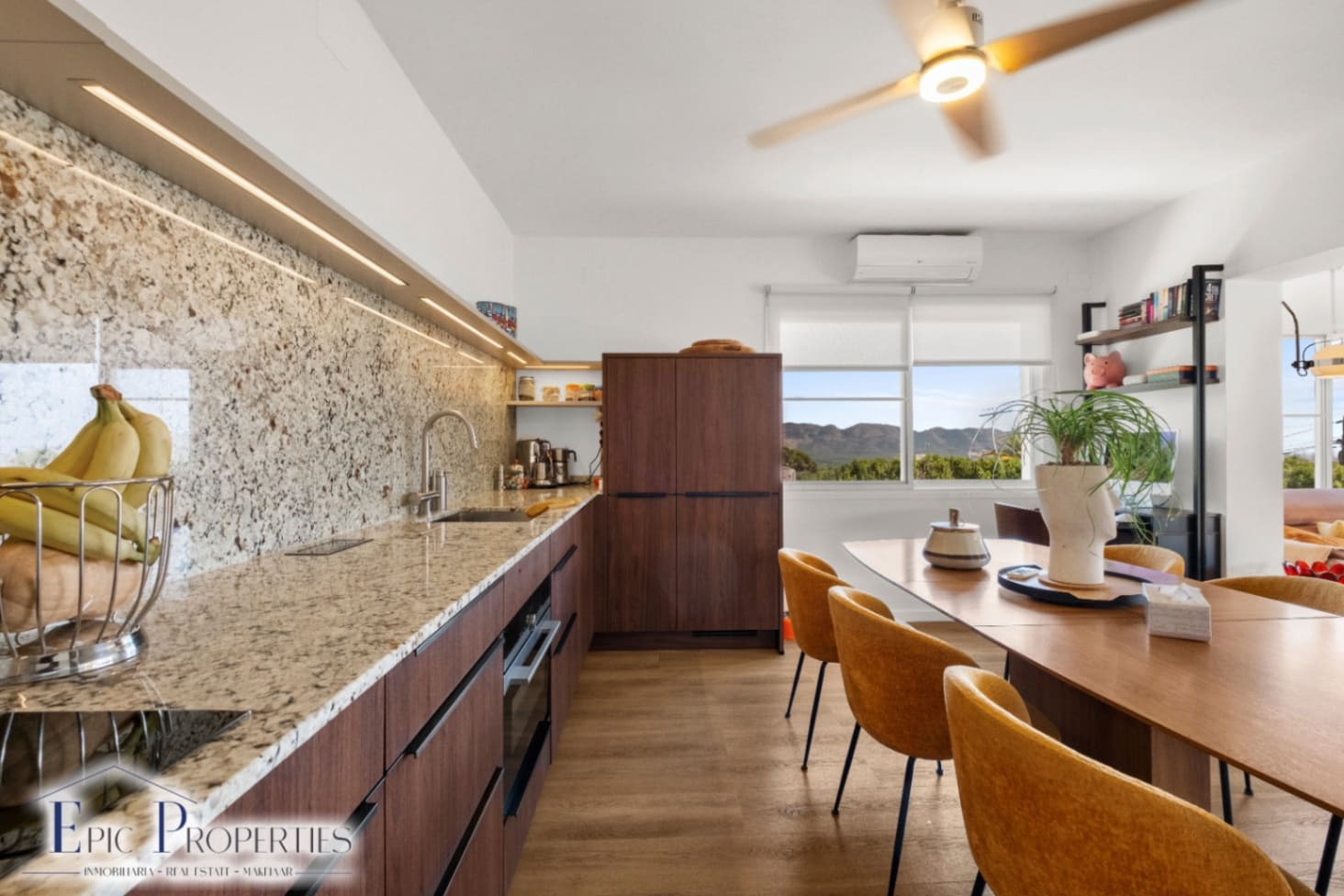 3 slaapkamer Villa te koop in La Nucia met zwembad garage - € 849.000 (Ref: 10014741)
