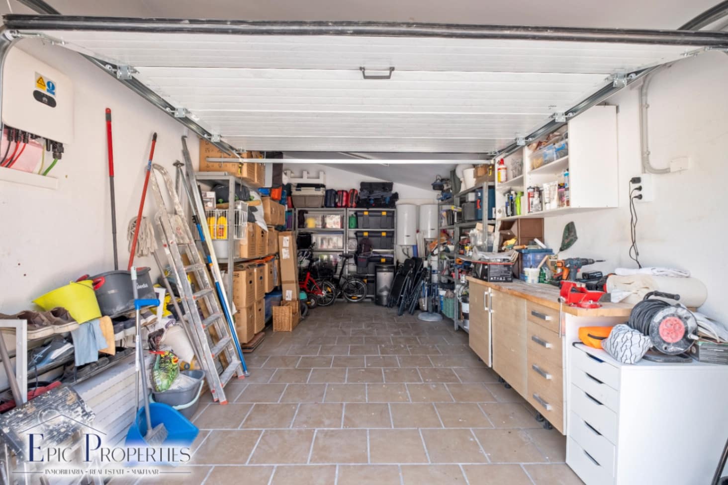 3 slaapkamer Villa te koop in La Nucia met zwembad garage - € 849.000 (Ref: 10014741)
