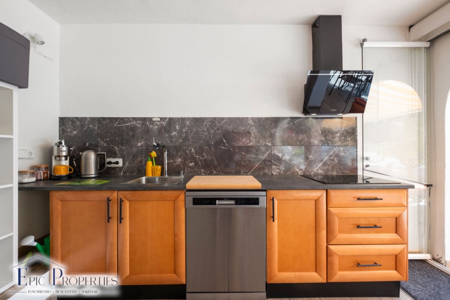 3 slaapkamer Villa te koop in La Nucia met zwembad garage - € 849.000 (Ref: 10014741)