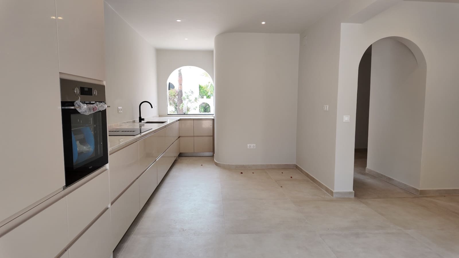 4 Zimmer Villa zu verkaufen in Albir mit Pool Garage - 1.595.000 € (Ref: 10024875)