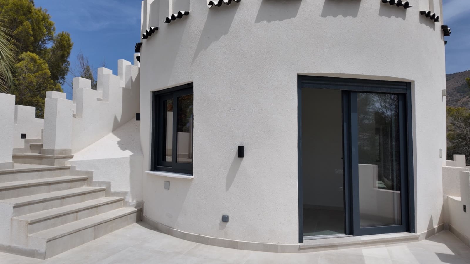 4 Zimmer Villa zu verkaufen in Albir mit Pool Garage - 1.595.000 € (Ref: 10024875)