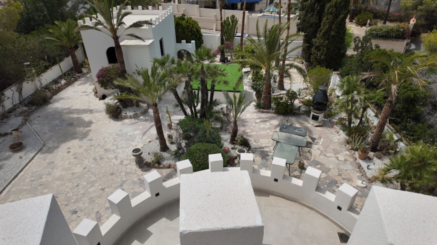 4 Zimmer Villa zu verkaufen in Albir mit Pool Garage - 1.595.000 € (Ref: 10024875)