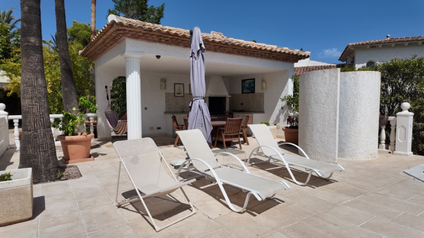5 Zimmer Villa zu vermieten in La Nucia mit Pool Garage - 3.700 € (Ref: 10048131)