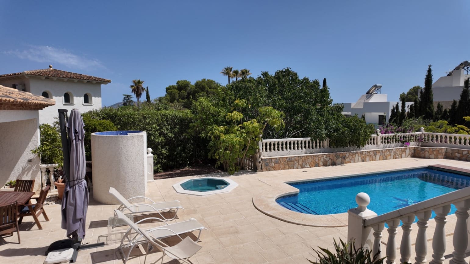 5 Zimmer Villa zu vermieten in La Nucia mit Pool Garage - 3.700 € (Ref: 10048131)