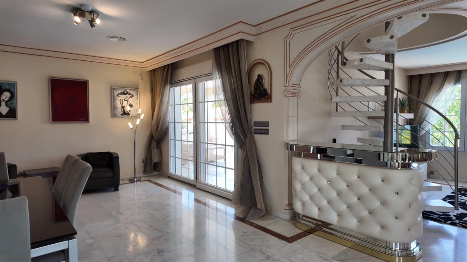 5 Zimmer Villa zu vermieten in La Nucia mit Pool Garage - 3.700 € (Ref: 10048131)