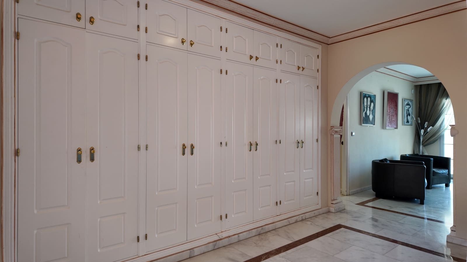 5 Zimmer Villa zu vermieten in La Nucia mit Pool Garage - 3.700 € (Ref: 10048131)