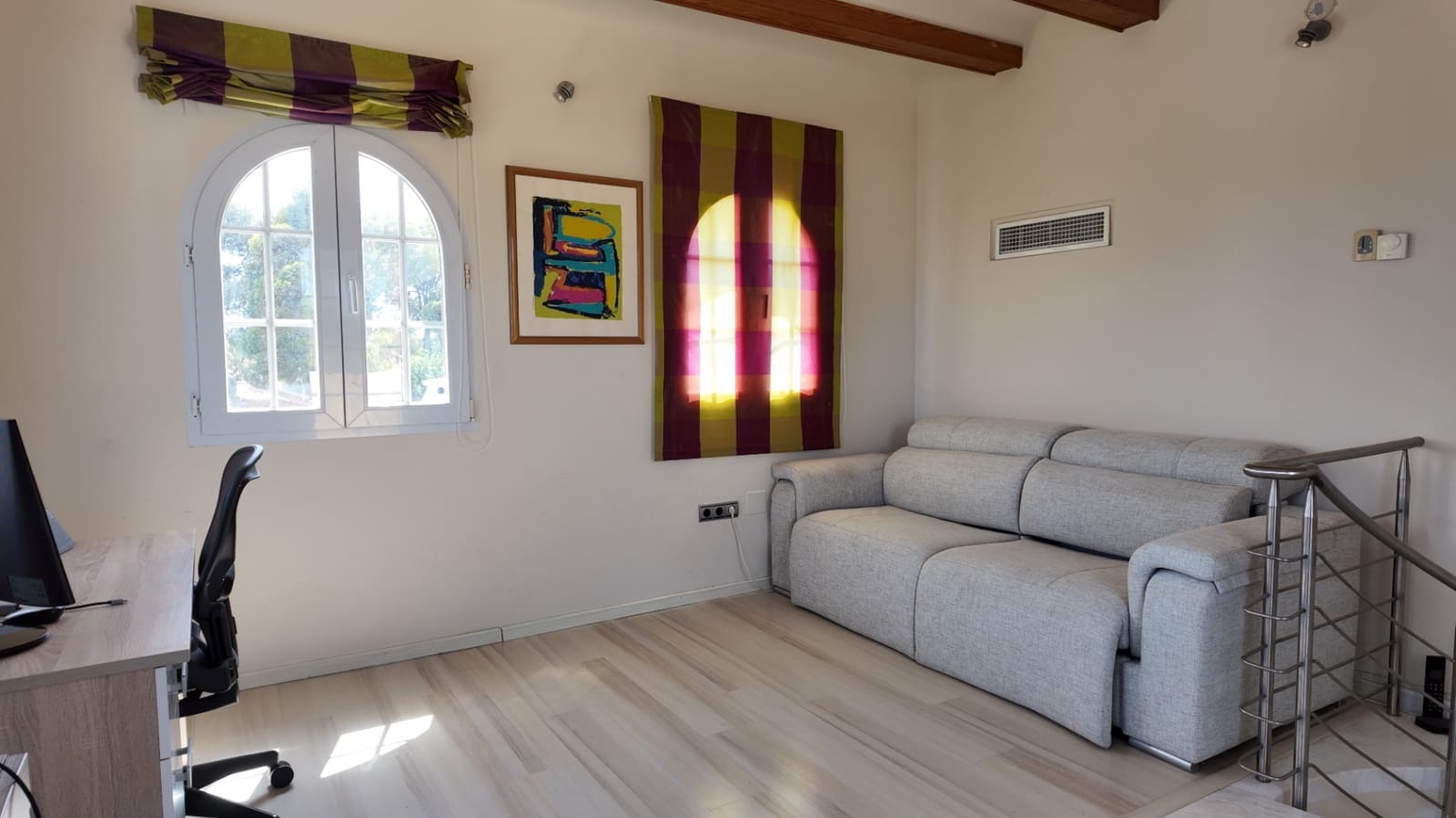 5 Zimmer Villa zu vermieten in La Nucia mit Pool Garage - 3.700 € (Ref: 10048131)