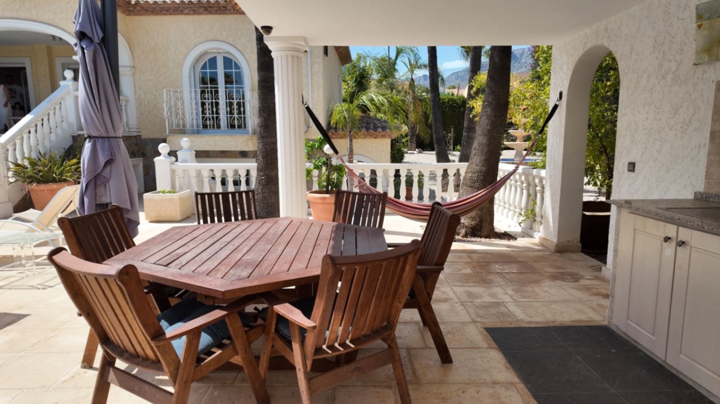 5 Zimmer Villa zu vermieten in La Nucia mit Pool Garage - 3.700 € (Ref: 10048131)