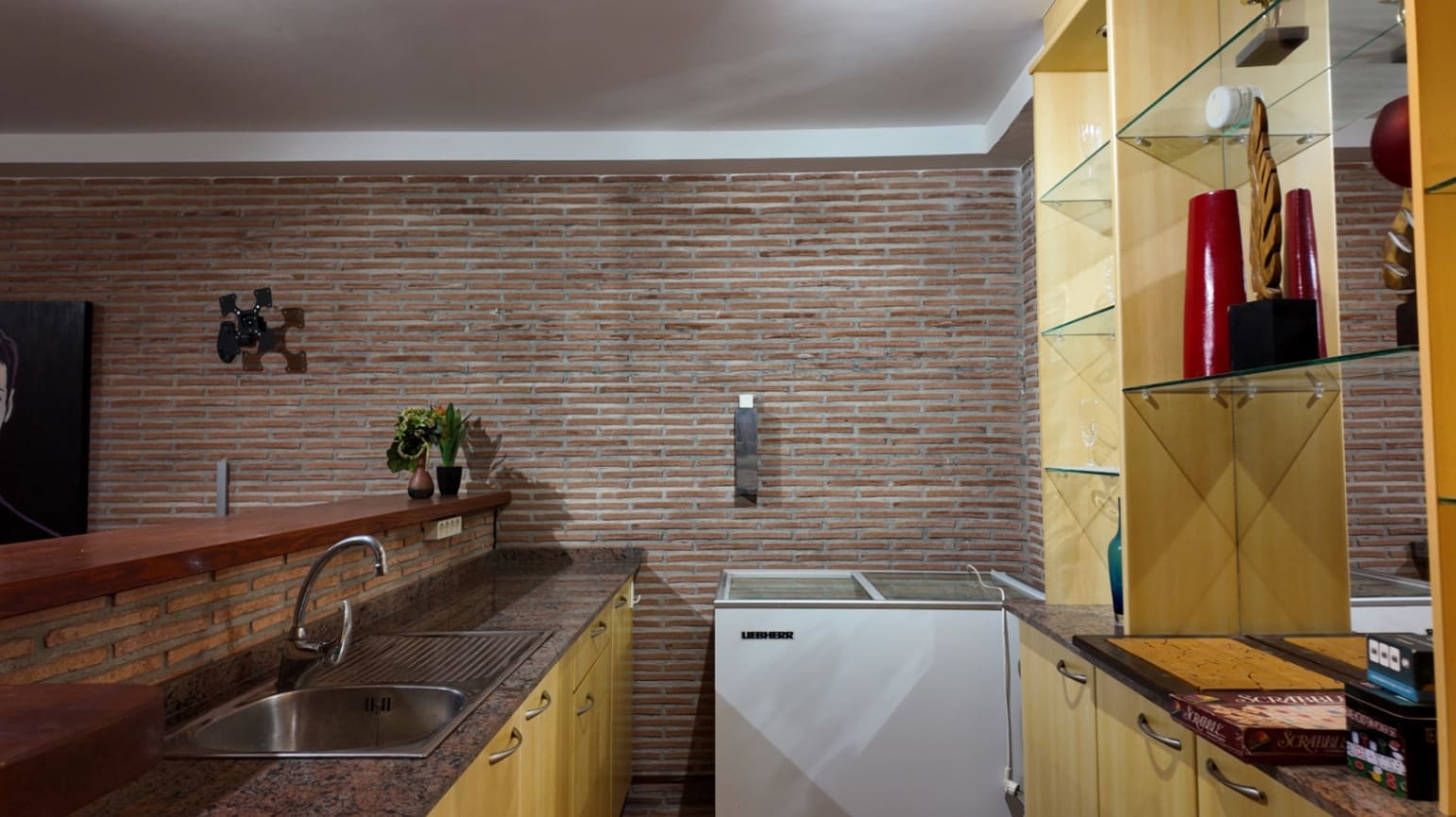 Chalet de 2 habitaciones en La Nucia en alquiler con piscina garaje - 1.800 € (Ref: 10051957)