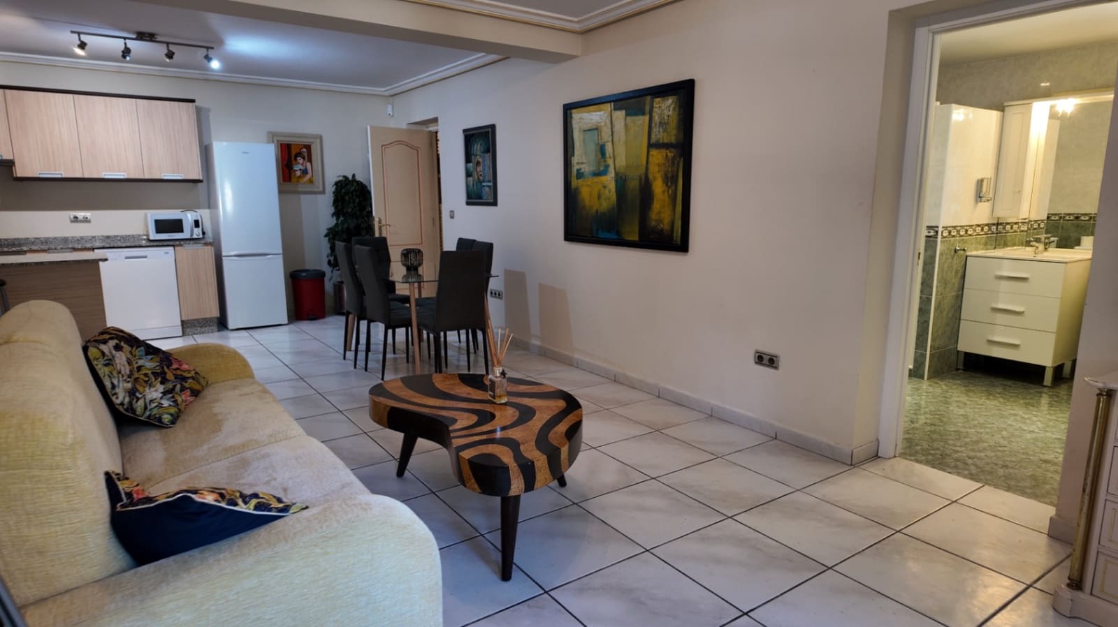 Chalet de 2 habitaciones en La Nucia en alquiler con piscina garaje - 1.800 € (Ref: 10051957)