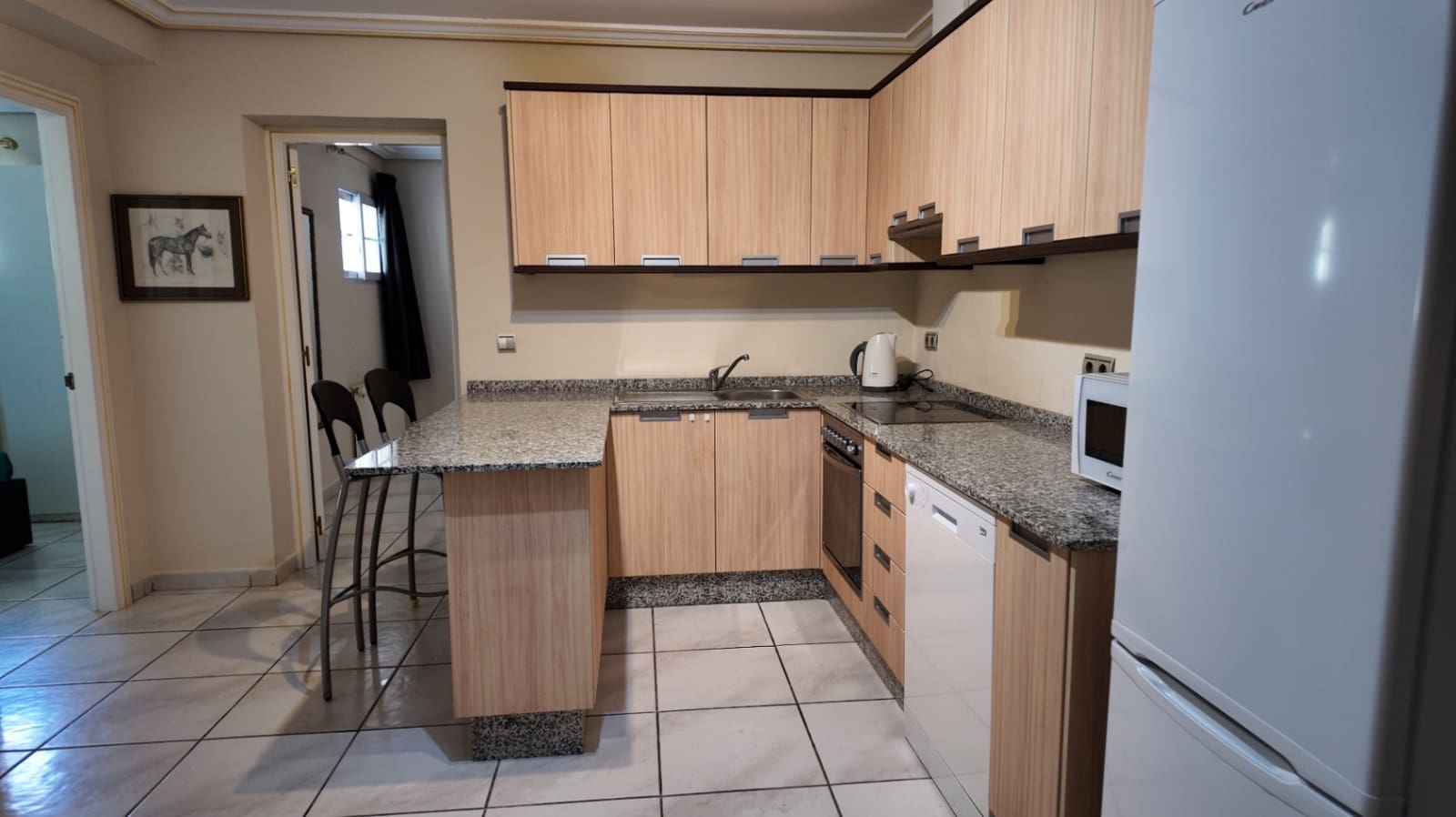 Chalet de 2 habitaciones en La Nucia en alquiler con piscina garaje - 1.800 € (Ref: 10051957)