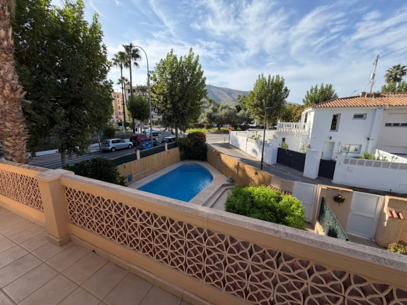 2 soveværelse Semi-Rækkehus til leje i Albir med swimmingpool garage - € 1.200 (Ref: 10086644)