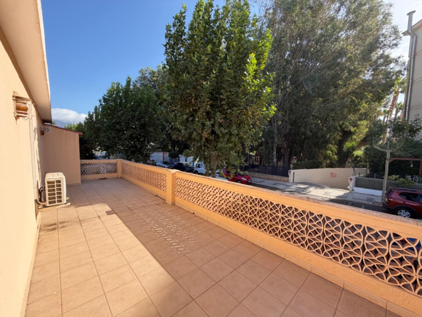 2 soveværelse Semi-Rækkehus til leje i Albir med swimmingpool garage - € 1.200 (Ref: 10086644)