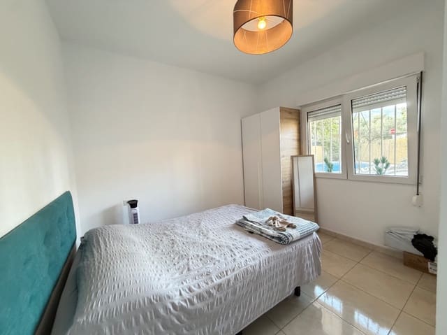 2 soveværelse Semi-Rækkehus til leje i Albir, Alfaz del Pi / L'Alfàs del Pi med swimmingpool garage - € 1.200 (Ref: 10086644)