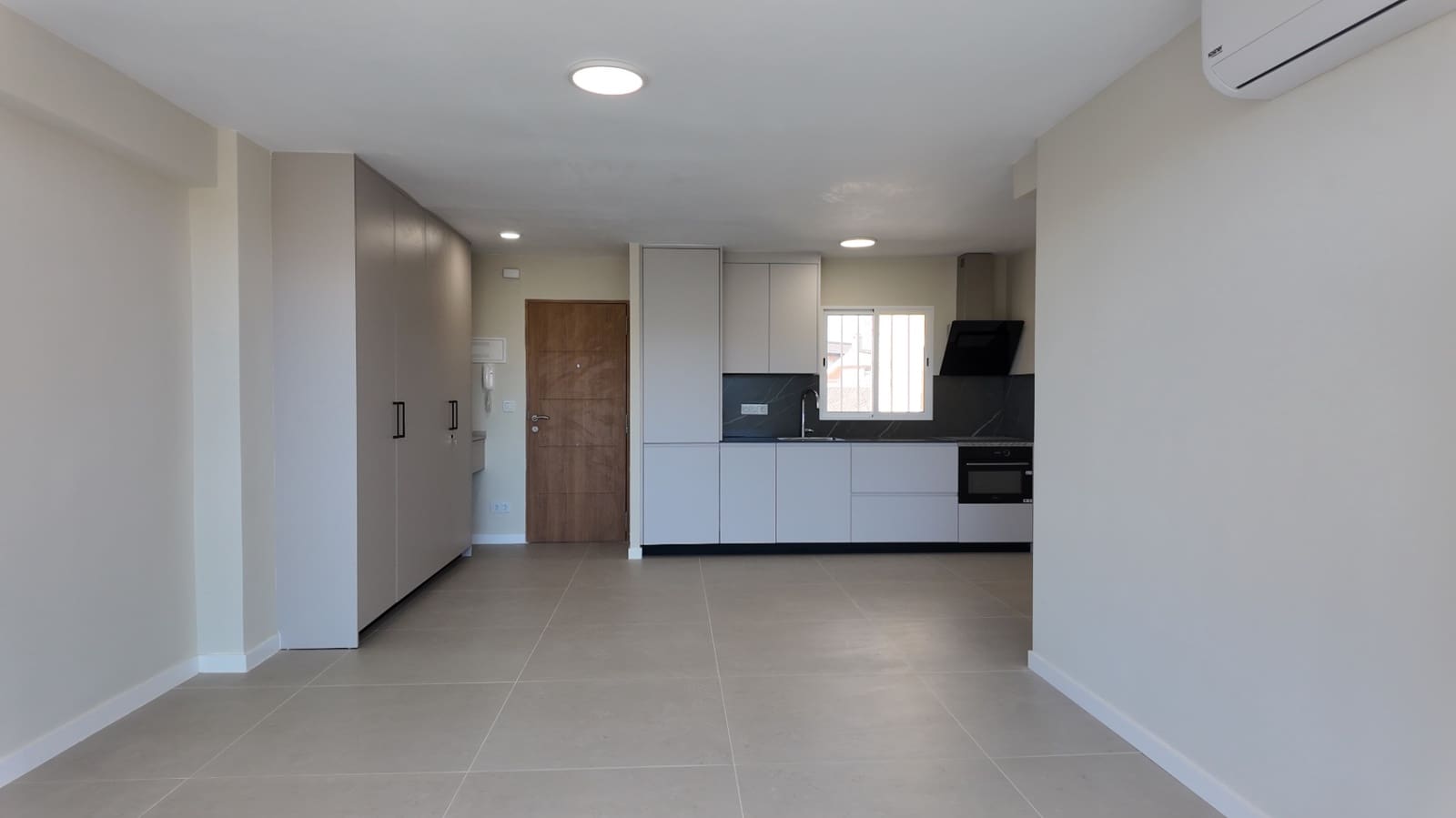 1 sovrum Lägenhet till salu i Alfaz del Pi / L'Alfas del Pi med garage - 245 000 € (Ref: 10111909)