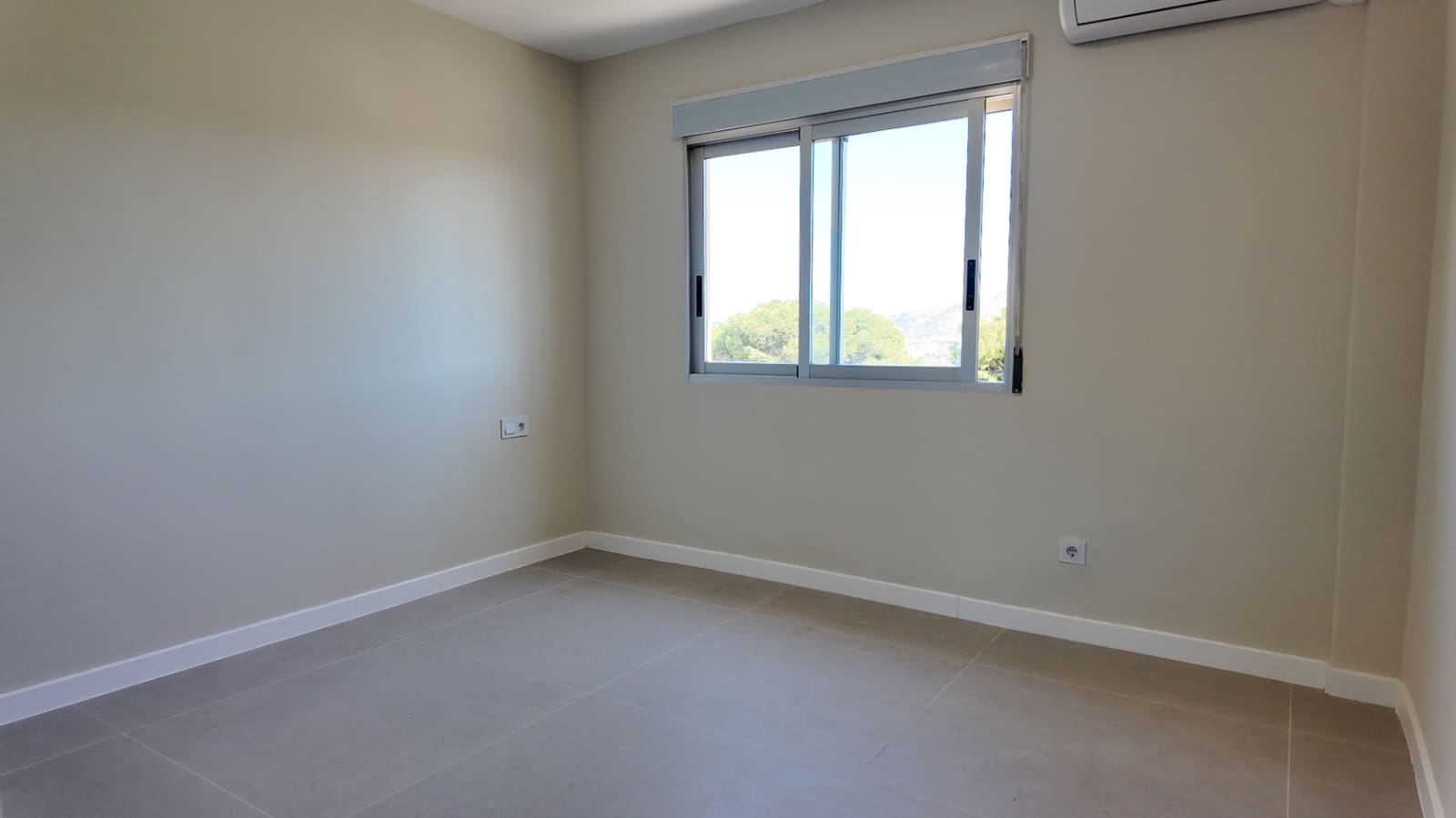 1 sovrum Lägenhet till salu i Alfaz del Pi / L'Alfas del Pi med garage - 245 000 € (Ref: 10111909)